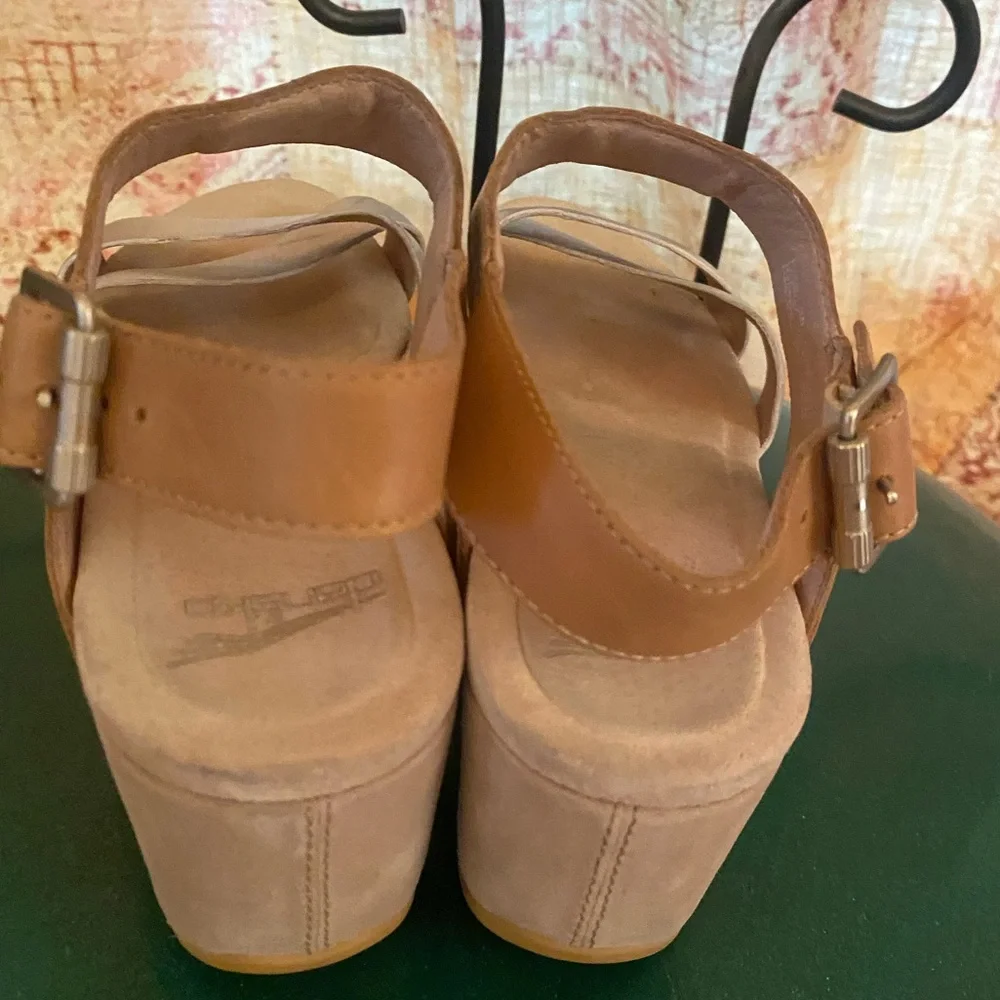 Dansko gold sandals Leather Stasia size 38 wedge platform Shoes - Picture 2 of 4